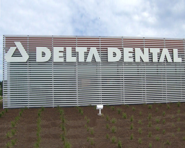 Delta Dental Exterior Signage